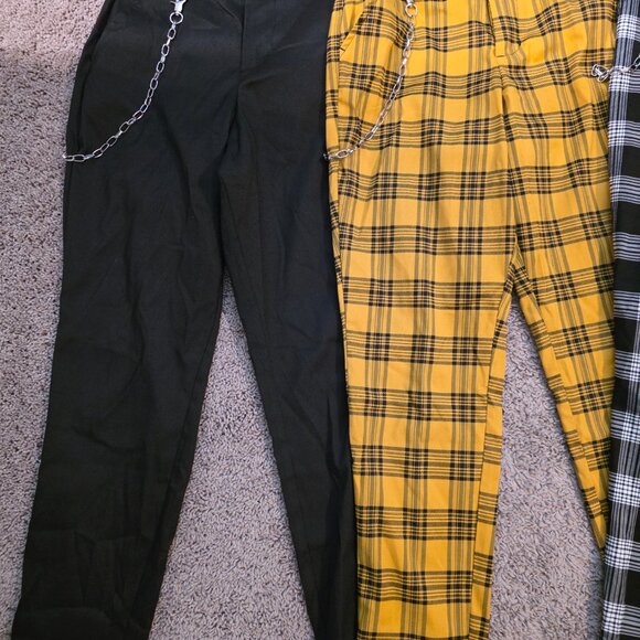 Hot Topic Black, Yellow, and Black & White Plaid Pants size Small - Picture 3 of 4